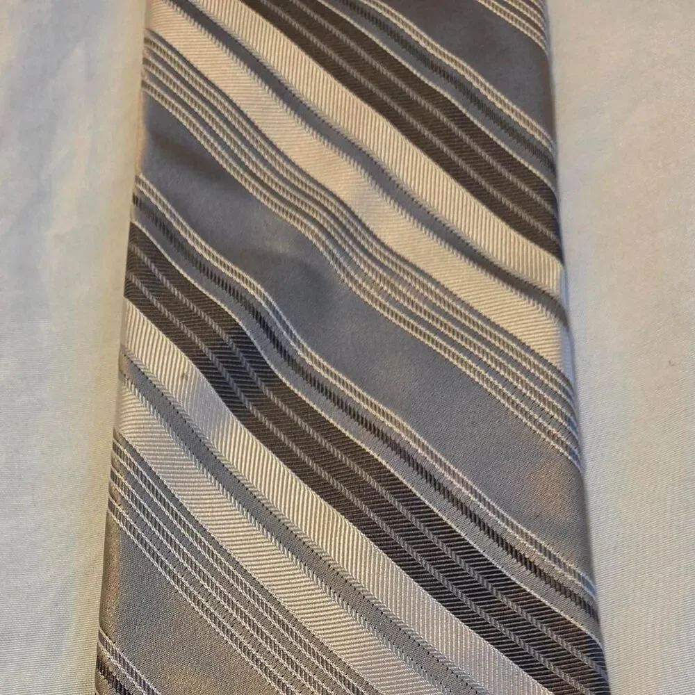 Michael Kors Imported Italian Silk Necktie Gold Brown Cream Business Formal